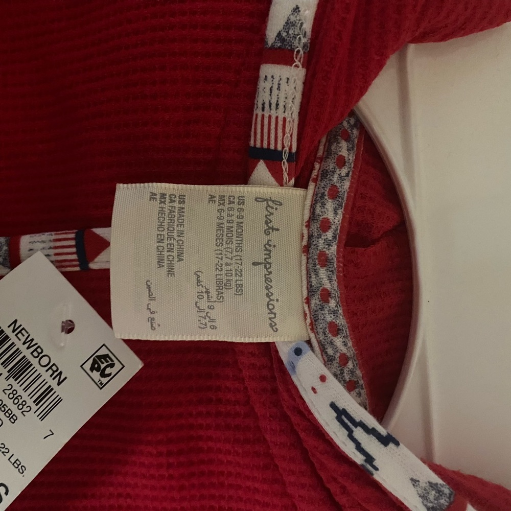NWT  Red Waffle Knit Hoodie 2 Front Pockets Button Front 6-9M First Impressions - Picture 6 of 11
